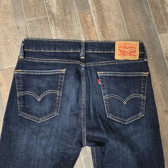 Stylish LEVI'S Premium 519 Skinny Jeans - Dark Blue - Size 33x32 Excellent - Picture 5 of 6